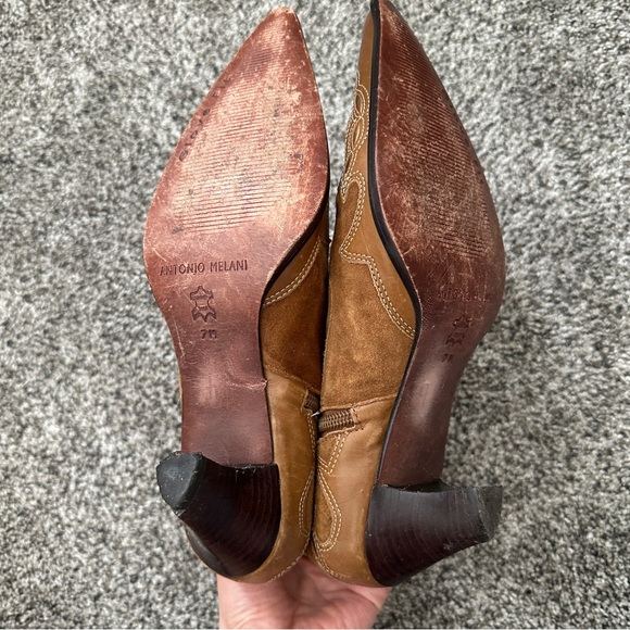 Antonio Melani leather/suede boho cowgirl ankle boots - Picture 5 of 6